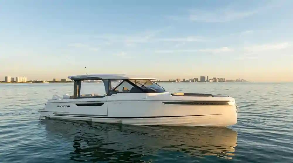 2029 Axopar AXE09 for Sale in Fort Lauderdale, Florida Center Cockpit