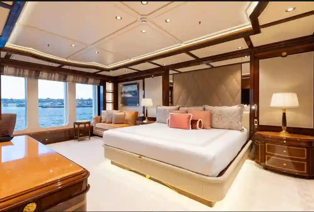 2017 Fleet Tea Harbor Lürssen AMADEA for Sale in Fort Lauderdale, Florida Bay Boats 4